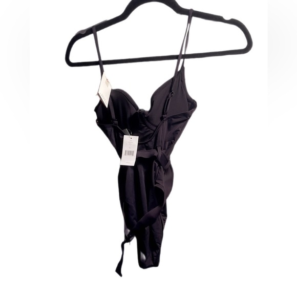 NWT Good American Wire cup belted Trendy Sexy Compression Black Swimsuit 0 - Picture 3 of 4